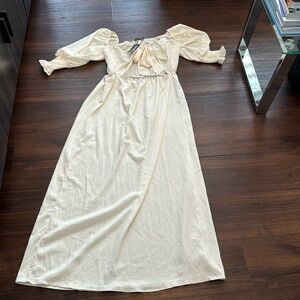 Boohoo NWT Textured Tie Front cutout  Midaxi Cream Dress.